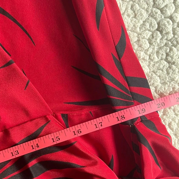 Vintage Dawn Joy red/black dress, cinched/tie waist, open fold-over front, Sz L - Picture 10 of 11